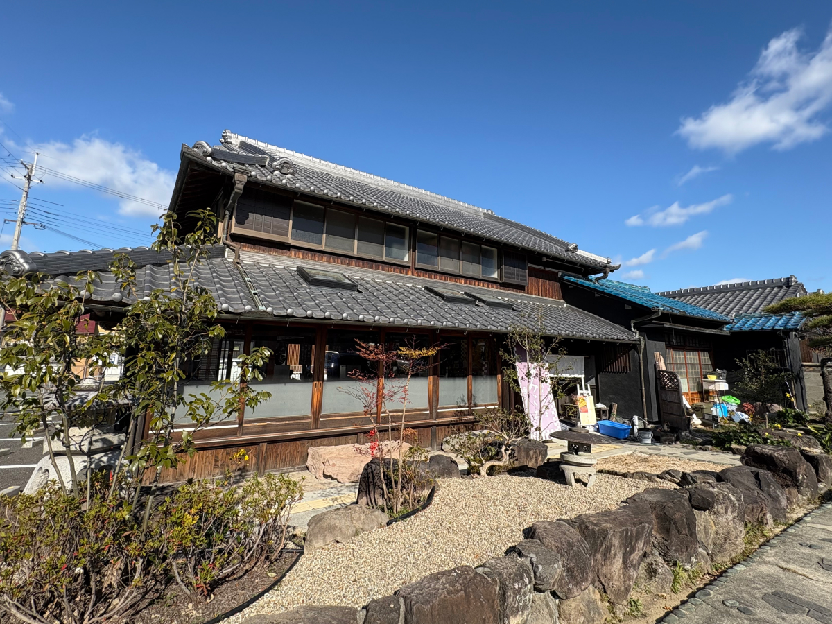 いなみころ 神戸櫨谷店